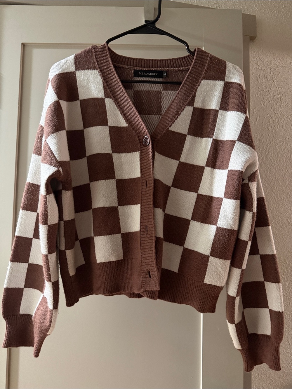 Checkerboard V-Neck Cardigan Sweater - Brown & Cream